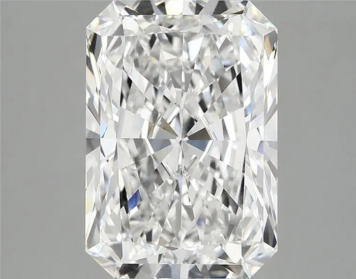 4.05 Carat · RADIANT · E · VVS2 · IGI · Excellent Cut