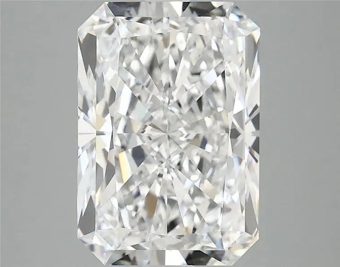 4.04 Carat · RADIANT · E · VVS2 · IGI · Excellent Cut