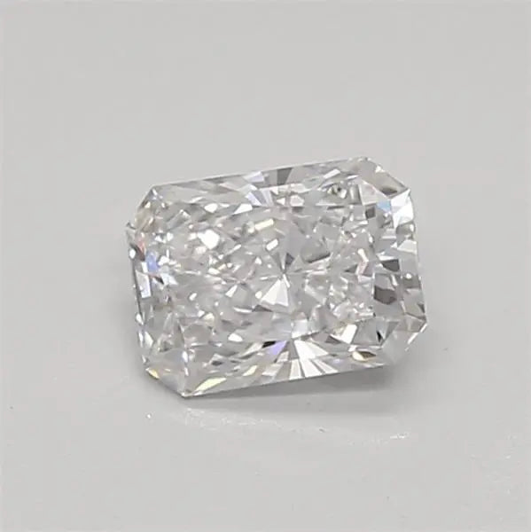 0.37 Carat · RADIANT · E · VS1 · IGI · Excellent Cut