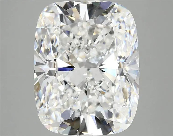 5.56 Carat · CUSHION · E · VS1 · IGI · Excellent Cut