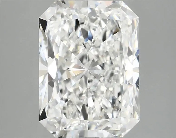 4.89 Carat · RADIANT · E · VVS2 · IGI · Excellent Cut