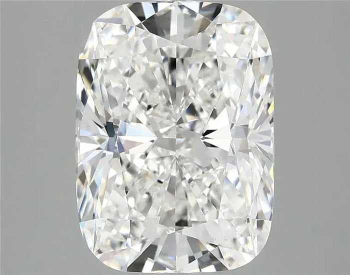 3.90 Carat · CUSHION · E · VS1 · IGI · Excellent Cut