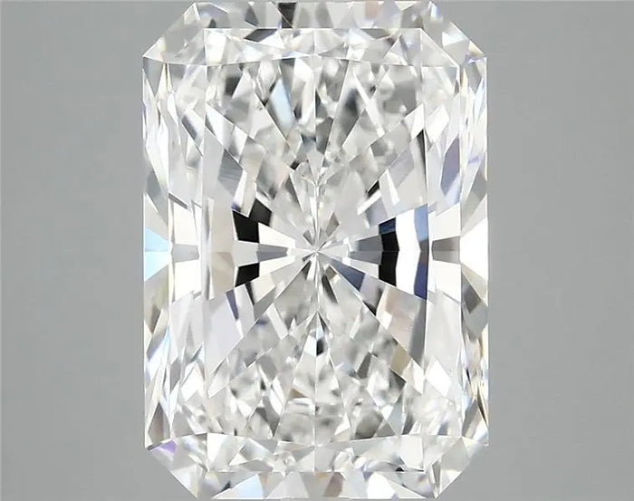 4.04 Carat · RADIANT · E · VVS2 · IGI · Excellent Cut