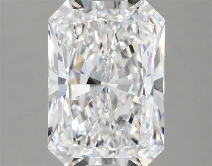 2.32 Carat · RADIANT · E · IF · IGI · Excellent Cut