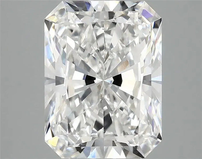 3.07 Carat · RADIANT · F · VVS2 · IGI · Excellent Cut