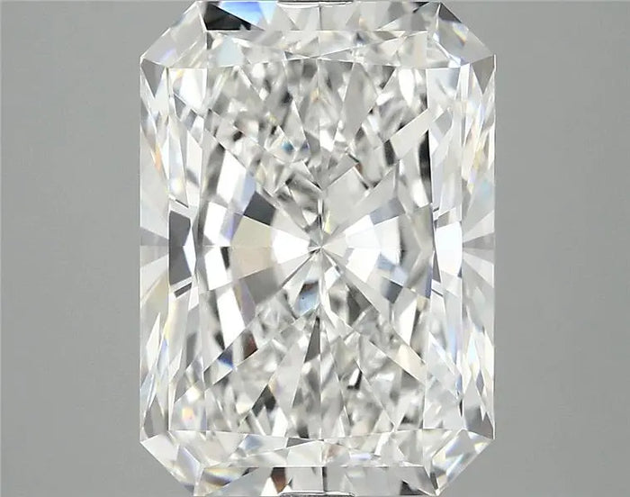 4.92 Carat · RADIANT · E · VVS2 · IGI · Excellent Cut