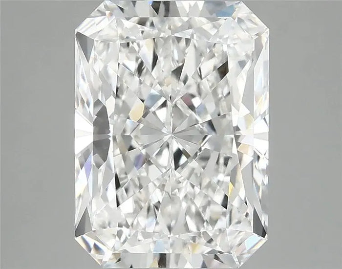 4.04 Carat · RADIANT · E · VVS2 · IGI · Excellent Cut