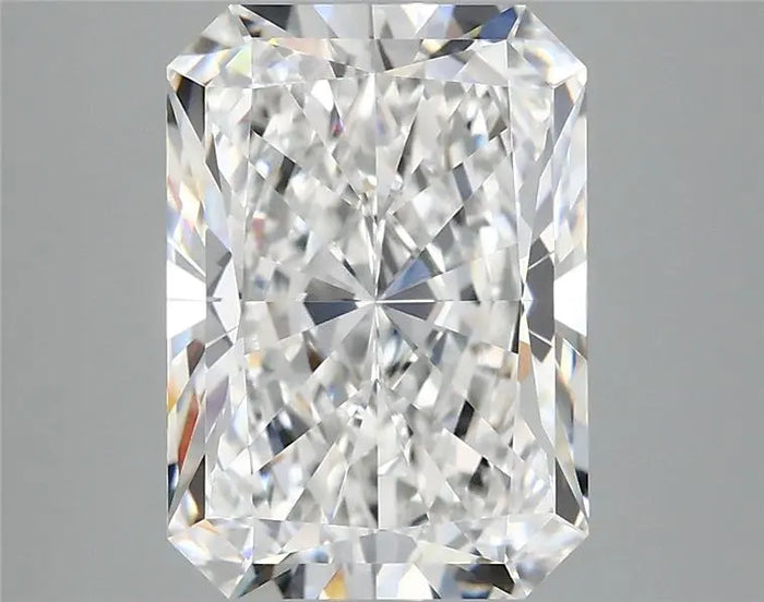 4.18 Carat · RADIANT · D · VVS2 · IGI · Excellent Cut