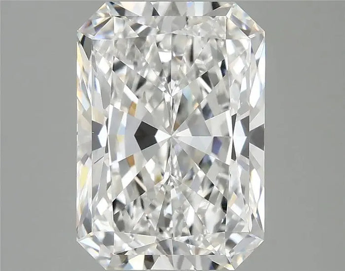 4.09 Carat · RADIANT · E · VVS2 · IGI · Excellent Cut