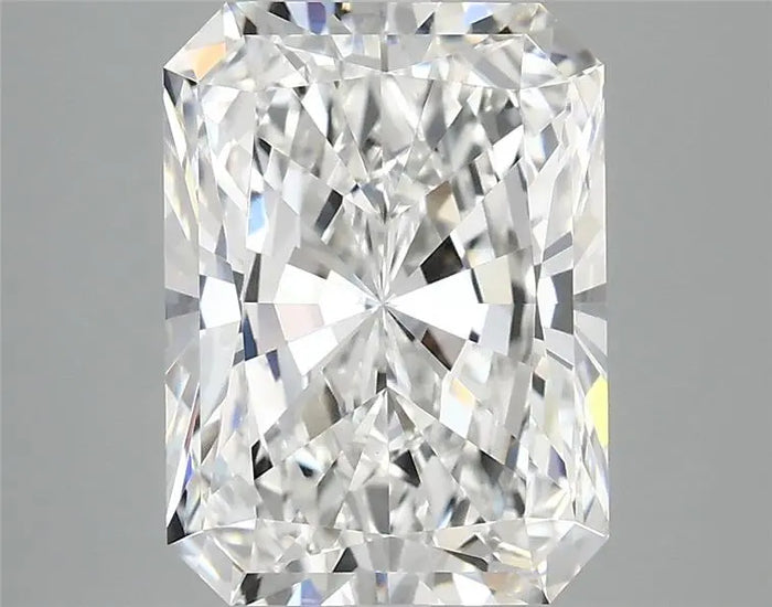 3.91 Carat · RADIANT · E · VVS2 · IGI · Excellent Cut