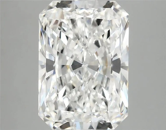 3.84 Carat · RADIANT · E · VVS2 · IGI · Excellent Cut