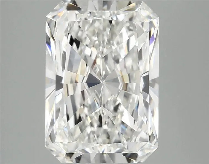3.91 Carat · RADIANT · F · VVS2 · IGI · Excellent Cut