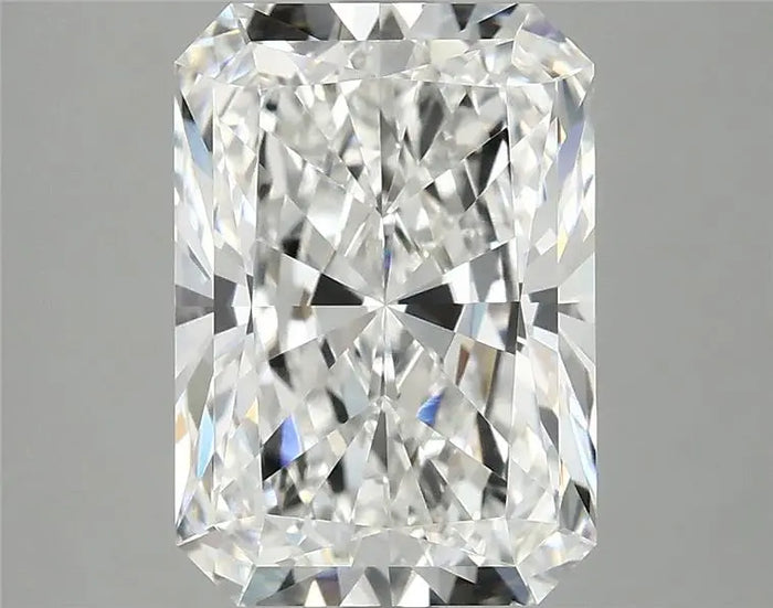 4.08 Carat · RADIANT · E · VVS2 · IGI · Excellent Cut