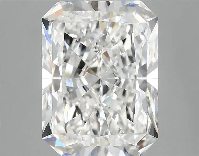 3.95 Carat · RADIANT · E · VVS2 · IGI · Excellent Cut