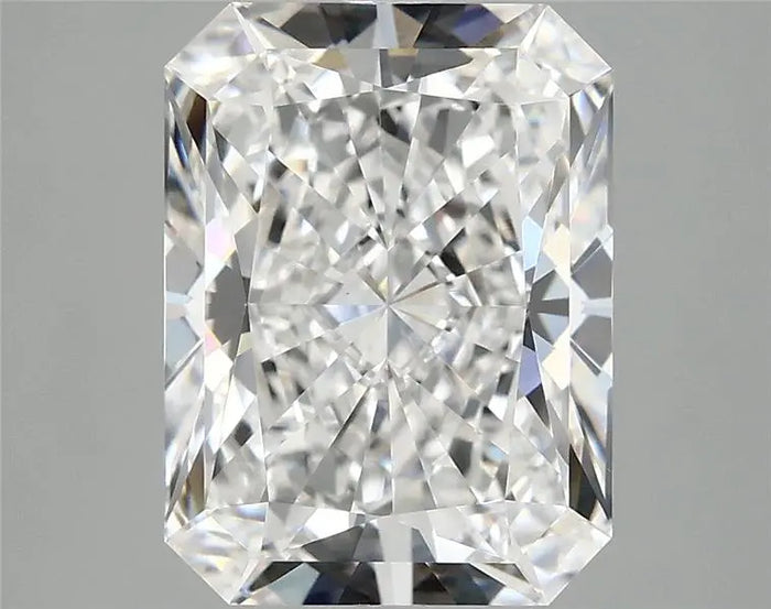 3.87 Carat · RADIANT · E · VVS2 · IGI · Excellent Cut