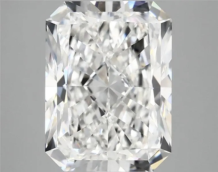 4.81 Carat · RADIANT · E · VVS2 · IGI · Excellent Cut