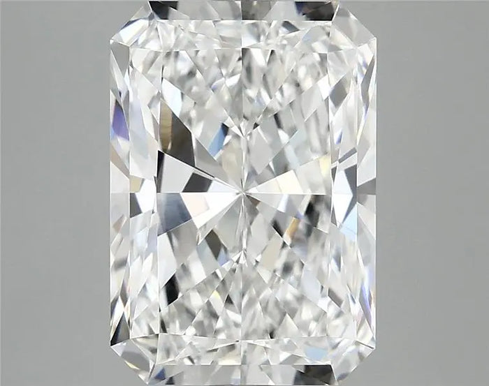 3.84 Carat · RADIANT · E · VVS2 · IGI · Excellent Cut