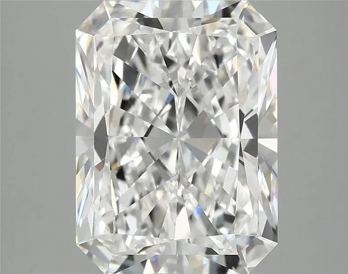 4.09 Carat · RADIANT · E · VVS2 · IGI · Excellent Cut