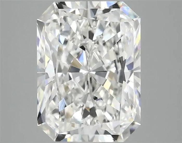 3.81 Carat · RADIANT · E · VVS2 · IGI · Excellent Cut
