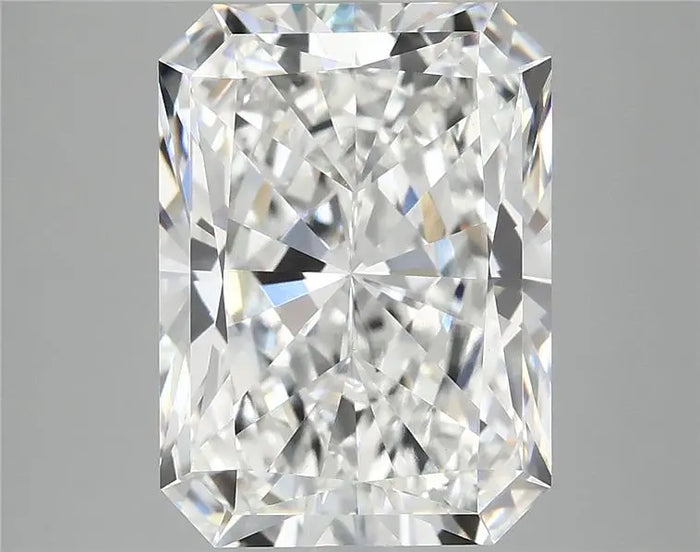 6.04 Carat · RADIANT · E · VVS2 · IGI · Excellent Cut