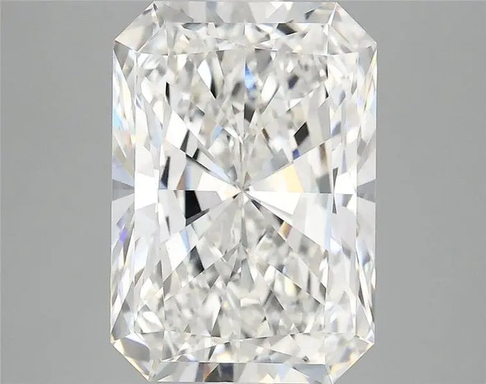 4.06 Carat · RADIANT · E · VVS2 · IGI · Excellent Cut