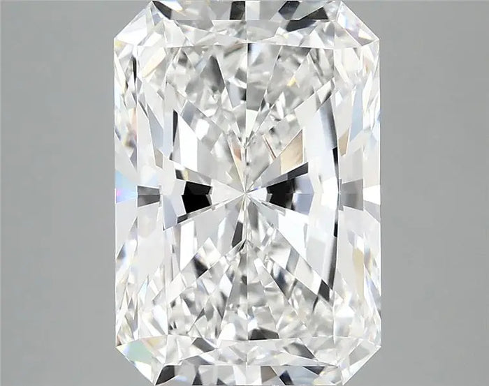 4.02 Carat · RADIANT · E · VVS2 · IGI · Excellent Cut