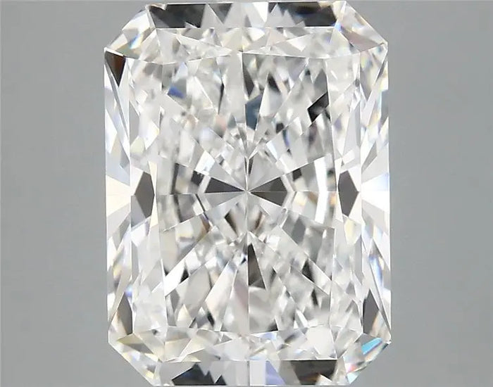 4.19 Carat · RADIANT · D · VVS2 · IGI · Excellent Cut