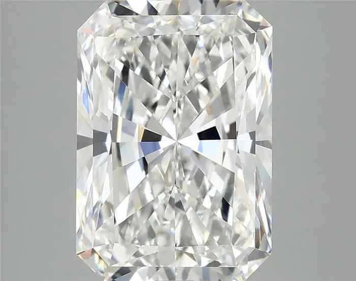 4.09 Carat · RADIANT · E · VVS2 · IGI · Excellent Cut