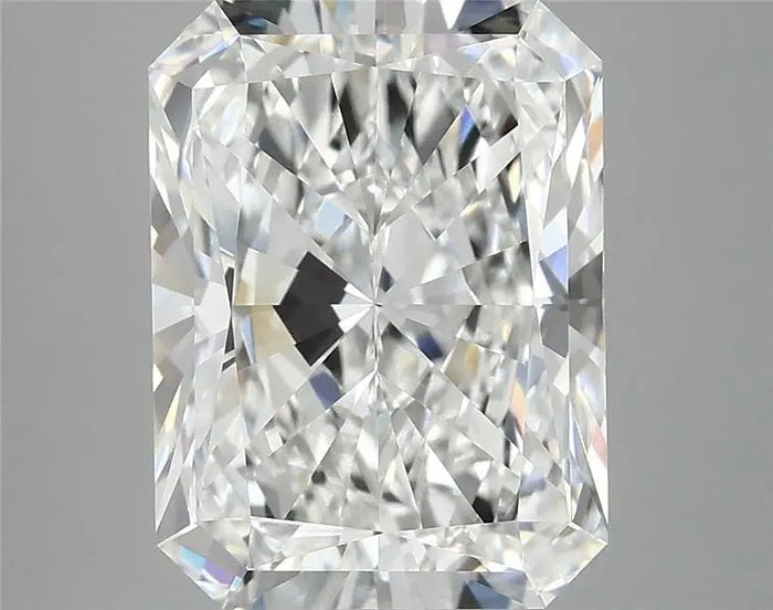 4.86 Carat · RADIANT · E · VVS2 · IGI · Excellent Cut