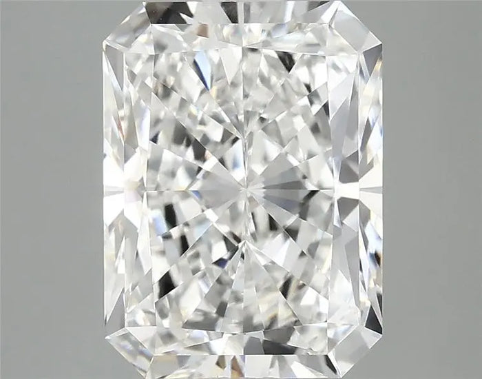 4.04 Carat · RADIANT · E · VVS2 · IGI · Excellent Cut
