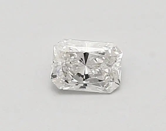 0.33 Carat · RADIANT · E · VVS2 · IGI · Very Good Cut