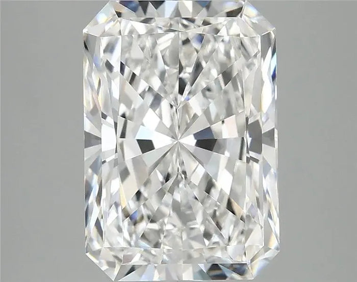 4.09 Carat · RADIANT · E · VVS2 · IGI · Excellent Cut