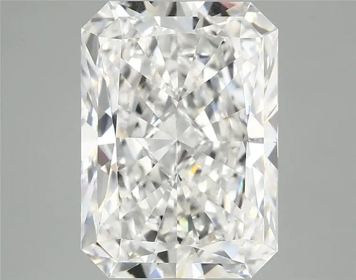4.18 Carat · RADIANT · D · VVS2 · IGI · Excellent Cut