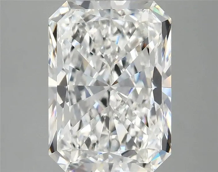 4.02 Carat · RADIANT · E · VVS2 · IGI · Excellent Cut