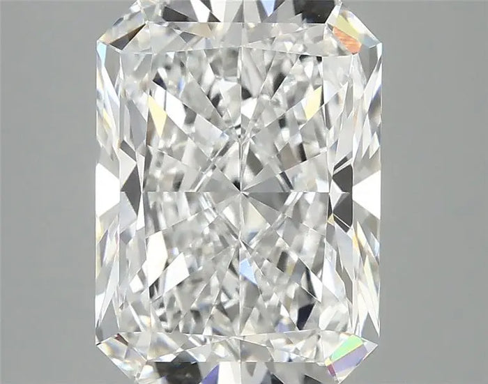 4.05 Carat · RADIANT · E · VVS2 · IGI · Excellent Cut
