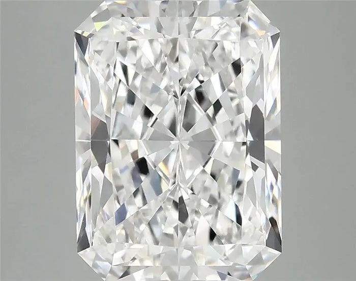 4.09 Carat · RADIANT · E · VVS2 · IGI · Excellent Cut