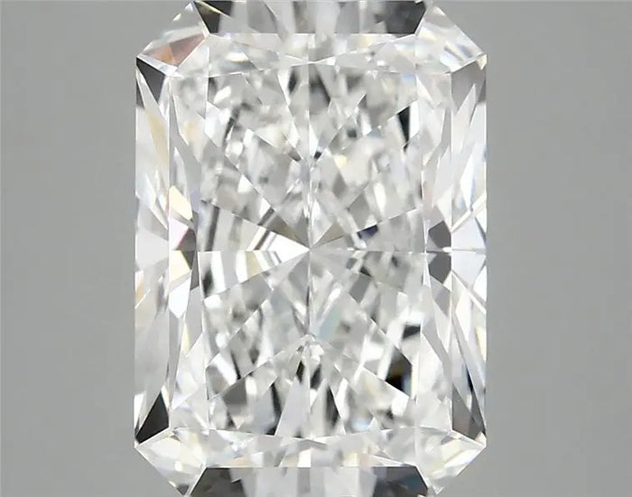 3.96 Carat · RADIANT · E · VVS2 · IGI · Excellent Cut