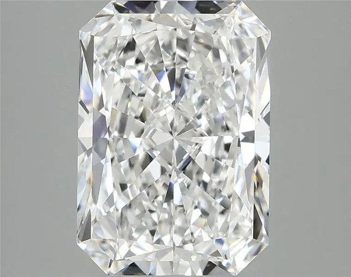 4.04 Carat · RADIANT · E · VVS2 · IGI · Excellent Cut