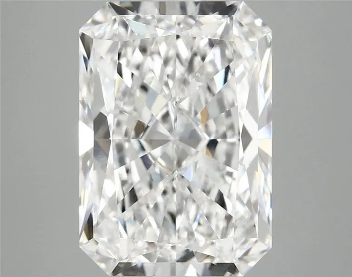 4.15 Carat · RADIANT · E · VVS2 · IGI · Excellent Cut