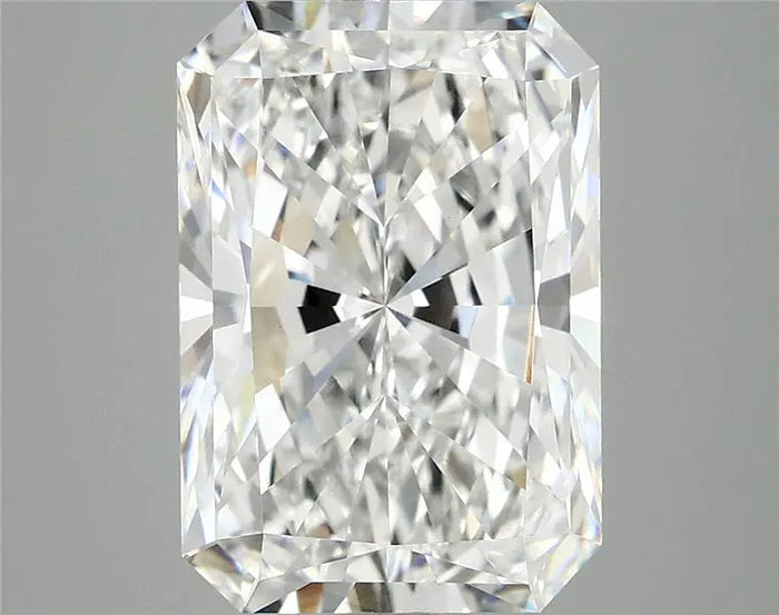 4.99 Carat · RADIANT · E · VVS2 · IGI · Excellent Cut