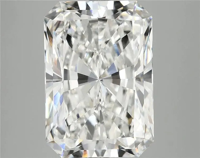 7.79 Carat · RADIANT · E · VVS2 · IGI · Excellent Cut
