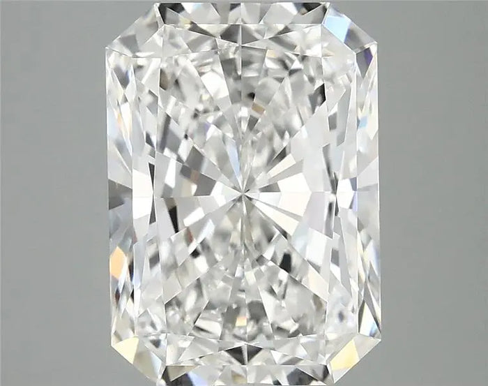 4.08 Carat · RADIANT · E · VVS2 · IGI · Excellent Cut