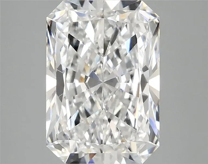 3.08 Carat · RADIANT · E · VVS2 · IGI · Excellent Cut