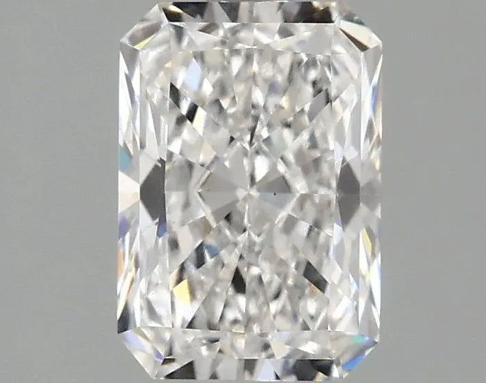 1.57 Carat · RADIANT · E · VS1 · IGI · Excellent Cut