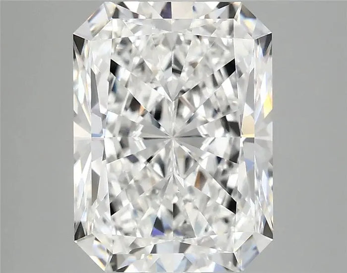 4.02 Carat · RADIANT · E · VVS2 · IGI · Excellent Cut