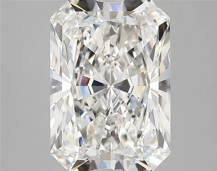 4.40 Carat · RADIANT · E · VVS1 · IGI · Excellent Cut