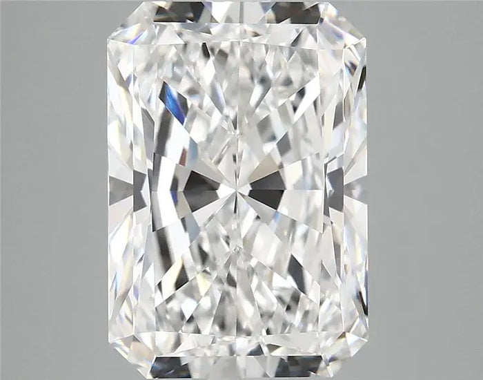 4.05 Carat · RADIANT · E · VVS2 · IGI · Excellent Cut