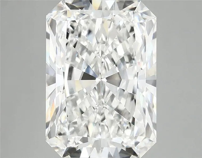 4.06 Carat · RADIANT · E · VVS2 · IGI · Excellent Cut