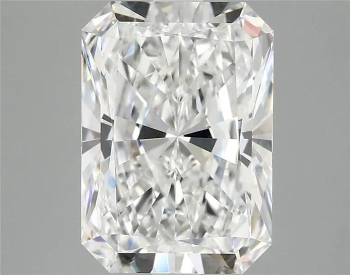4.06 Carat · RADIANT · E · VVS2 · IGI · Excellent Cut