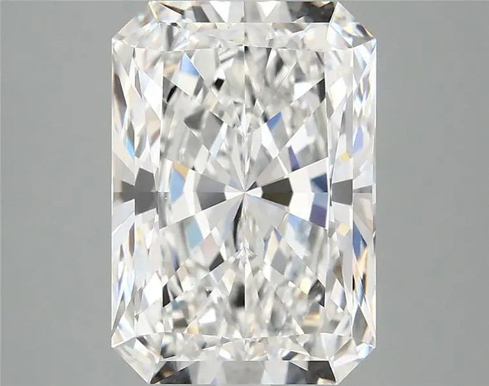 3.91 Carat · RADIANT · F · VVS2 · IGI · Excellent Cut